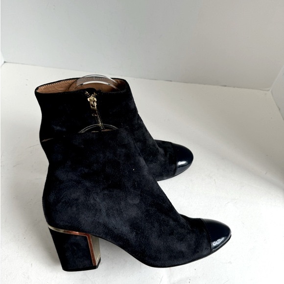 Calvin Klein Kristi Blue Suede Ankle Boots. Size 6.5 - Picture 4 of 11